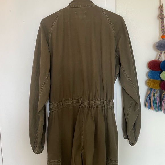 Agolde Marin Flight Suit in Eucalyptus - Picture 5 of 7